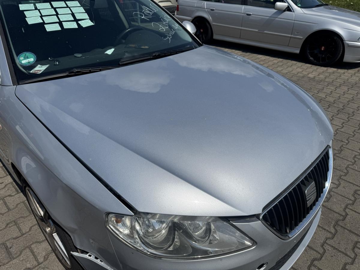 Seat Exeo original Motorhaube LS7Y Lunasilber Bj.2010